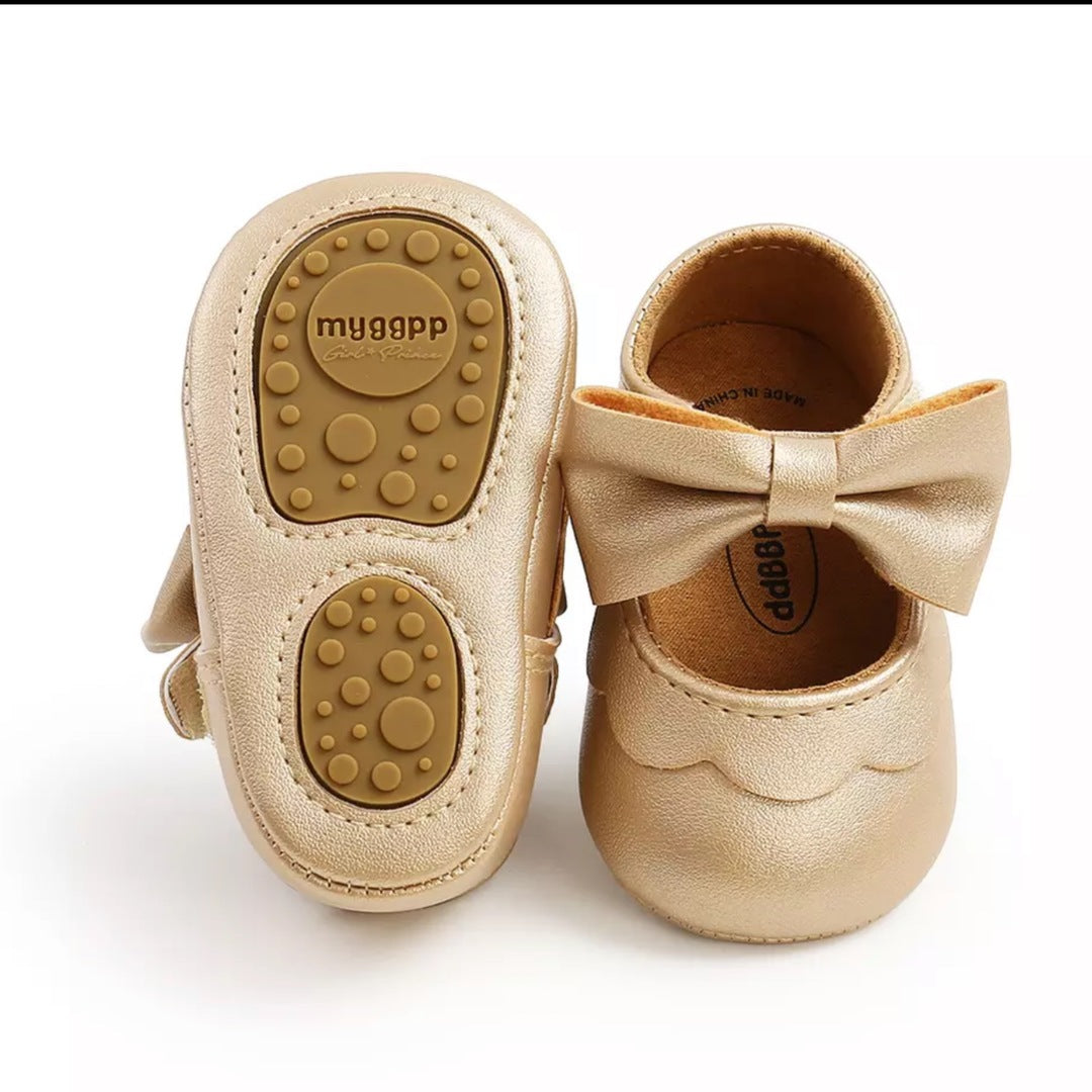 First Walkers Leather Shoes - Gold – Forever Young Boutique